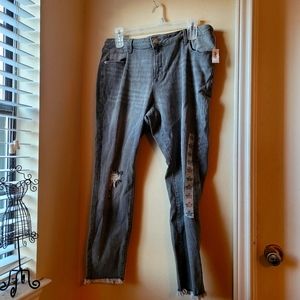 GOTTA GO!!!NWT Old Navy